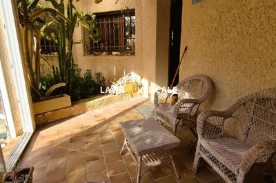 Maison - 210 m² - 7 pièces