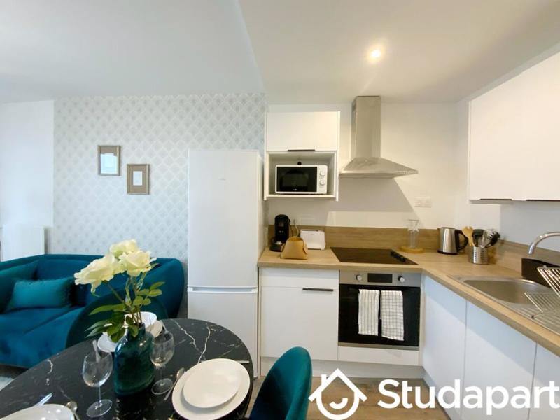 Chambre - 9 m² - 1 pièce