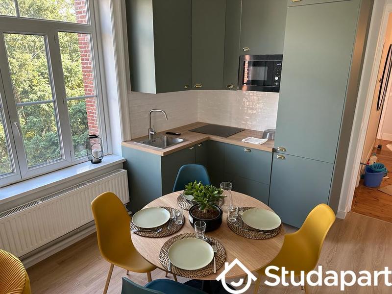 Chambre - 11 m² - 1 pièce