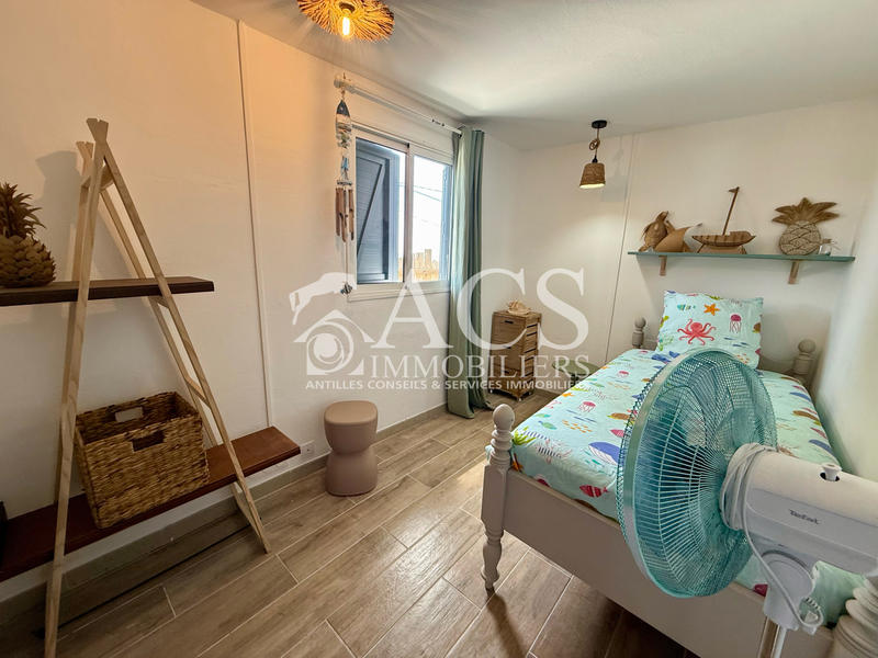 Villa - 100 m² - 5 pièces