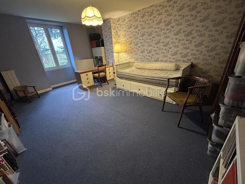 Maison en pierre - 250 m² - 8 pièces