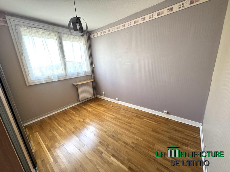 Appartement - 77 m² - 4 pièces
