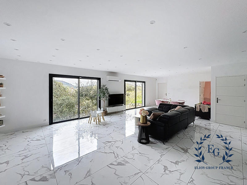 Maison - 130 m² - 4 pièces