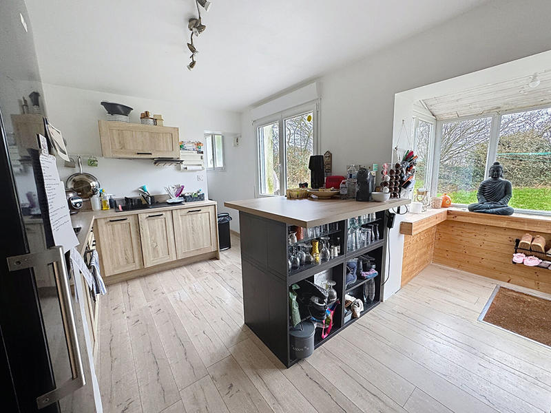 Maison - 95 m² - 5 pièces