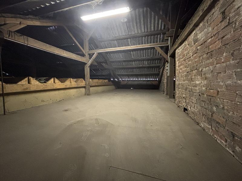 Local commercial - 680 m²