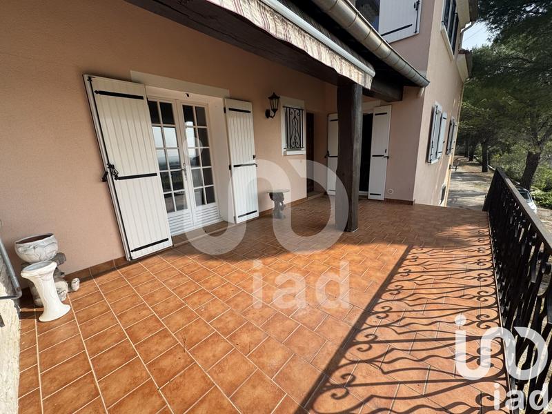 Maison - 260 m² - 6 pièces