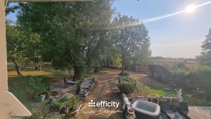 Maison - 207 m² - 5 pièces