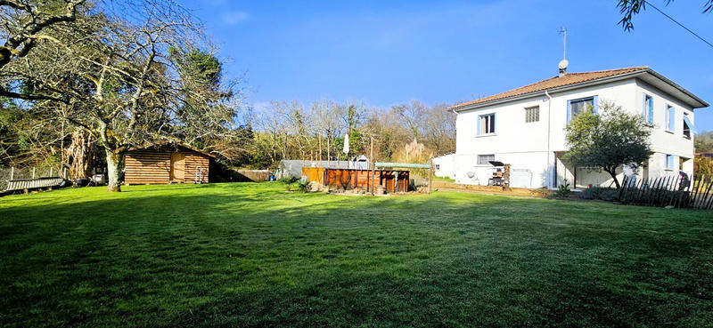 Maison - 110 m² - 6 pièces