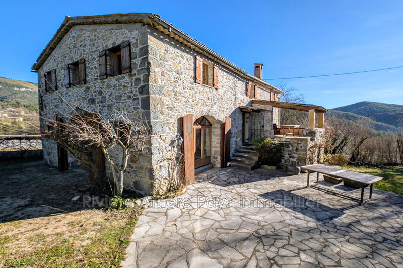 Maison en pierre - 165 m² - 6 pièces