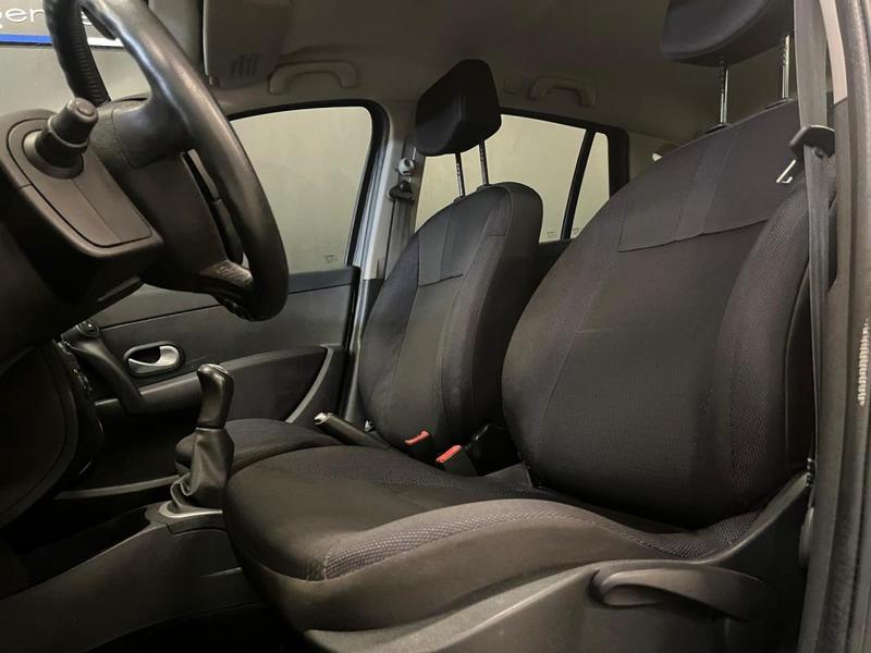 Renault Clio Estate III 1.2 i Tce 101 cv