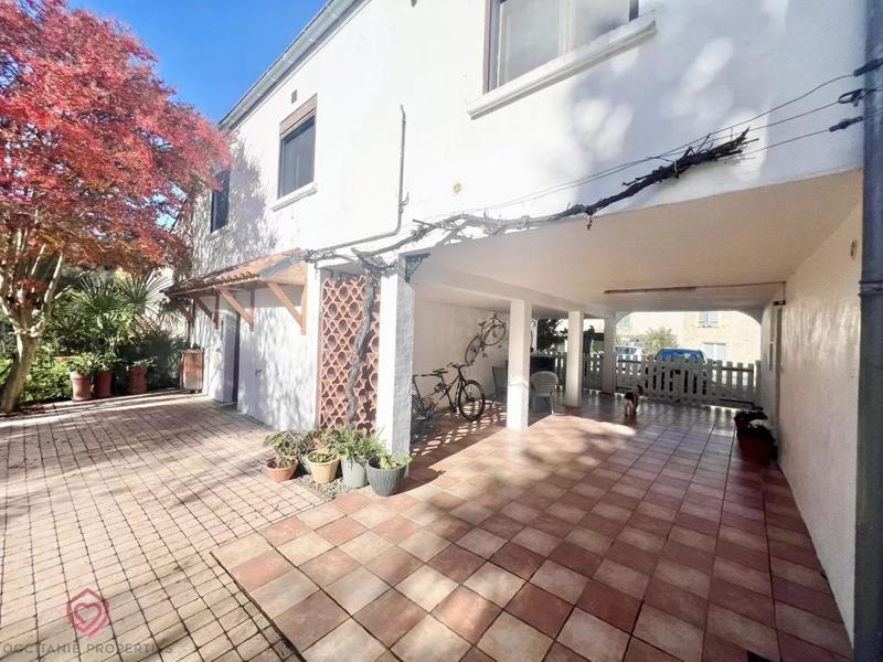 Maison chambre d'hôtes - 202 m² - 7 pièces