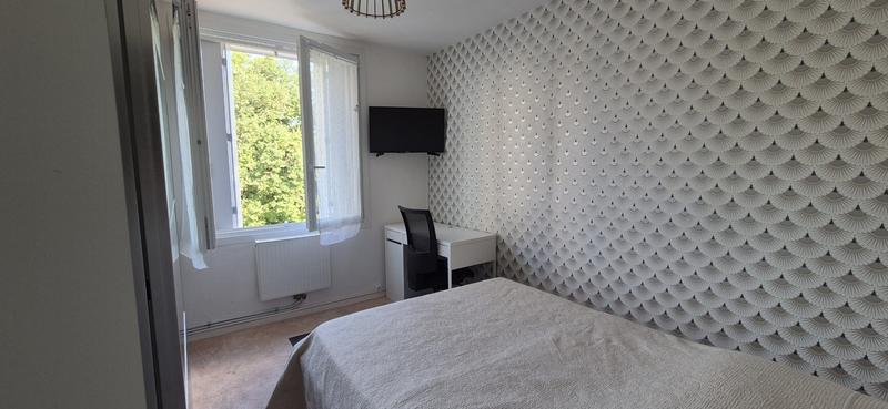 Appartement - 81 m² - 5 pièces