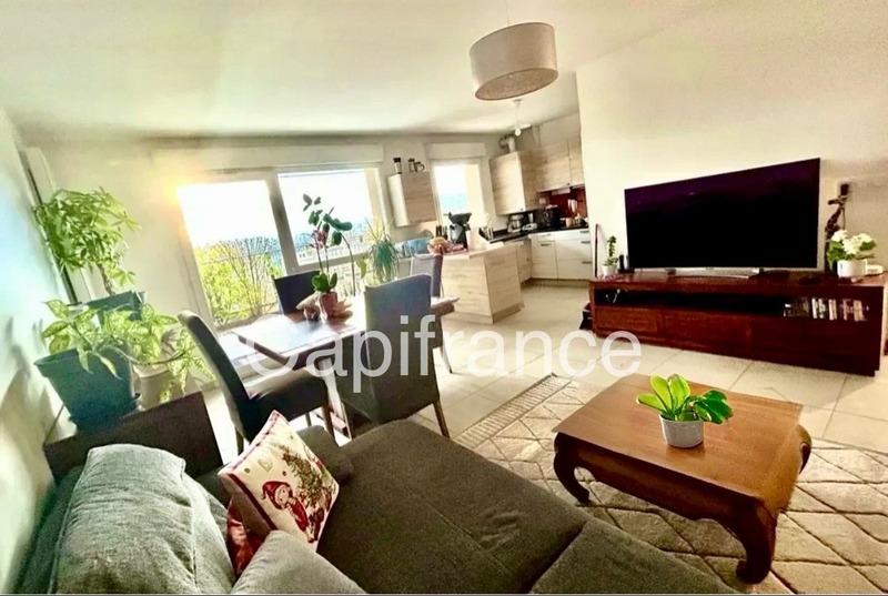 Appartement - 87 m² - 4 pièces