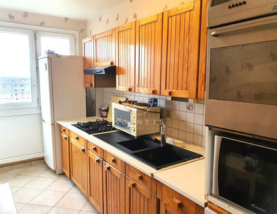 Appartement - 85 m² - 4 pièces