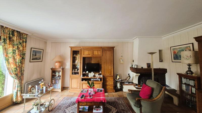 Maison traditionnelle - 178 m² - 7 pièces