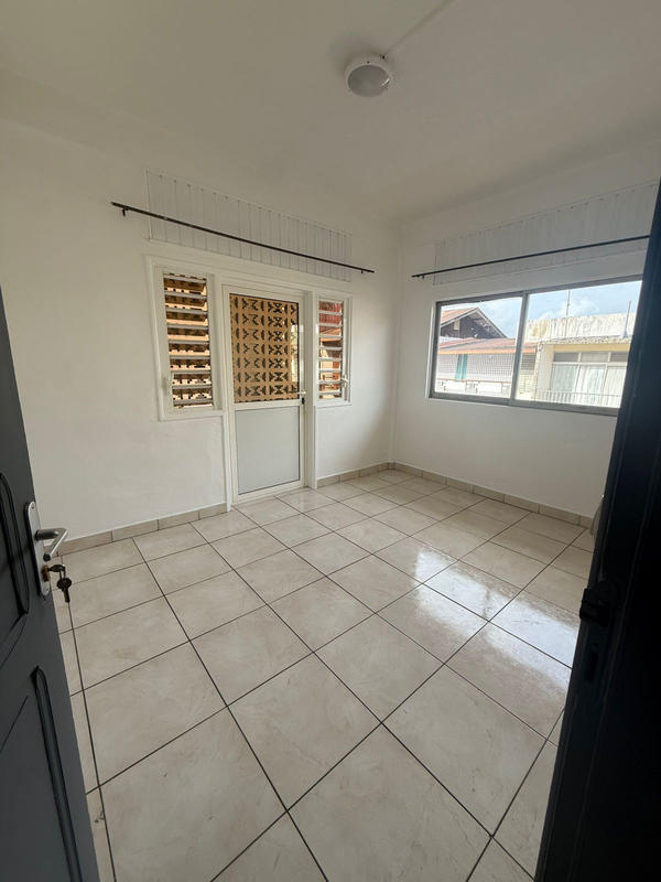 Appartement - 128 m² - 5 pièces