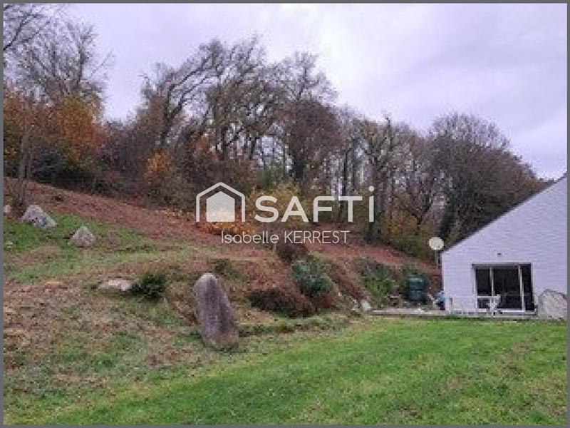 Maison - 260 m² - 8 pièces