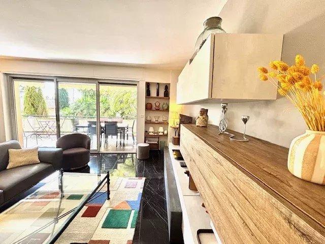 Appartement - 86 m² - 3 pièces