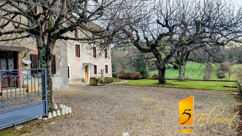 Ferme - 305 m² - 10 pièces