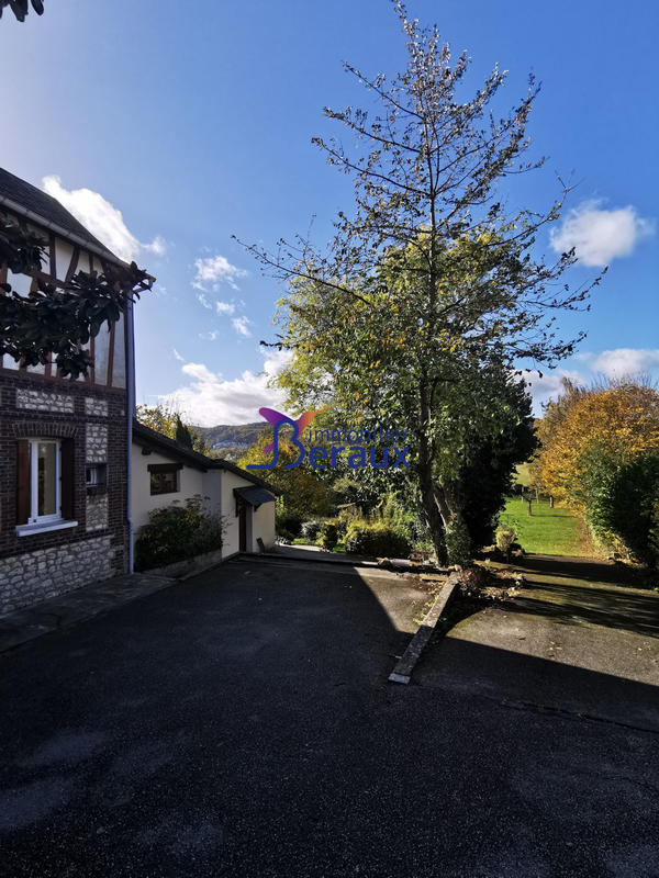 Maison - 111 m² - 5 pièces