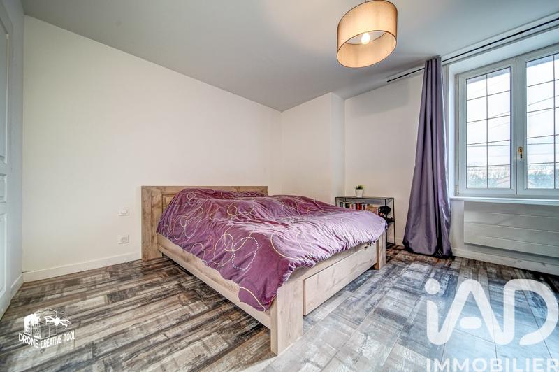 Maison - 247 m² - 7 pièces