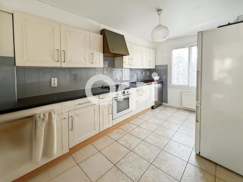 Maison - 91 m² - 4 pièces