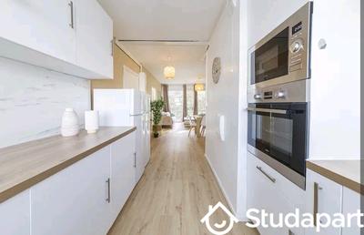 Chambre - 10 m² - 1 pièce