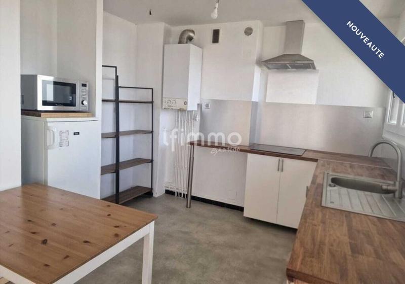 Appartement - 85 m² - 3 pièces