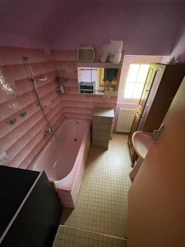 Maison - 99 m² - 5 pièces