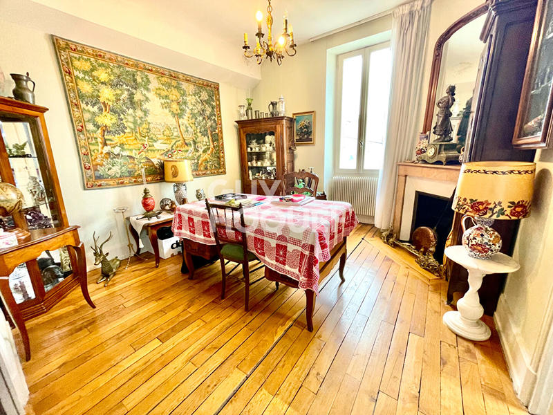 Maison - 102 m² - 5 pièces