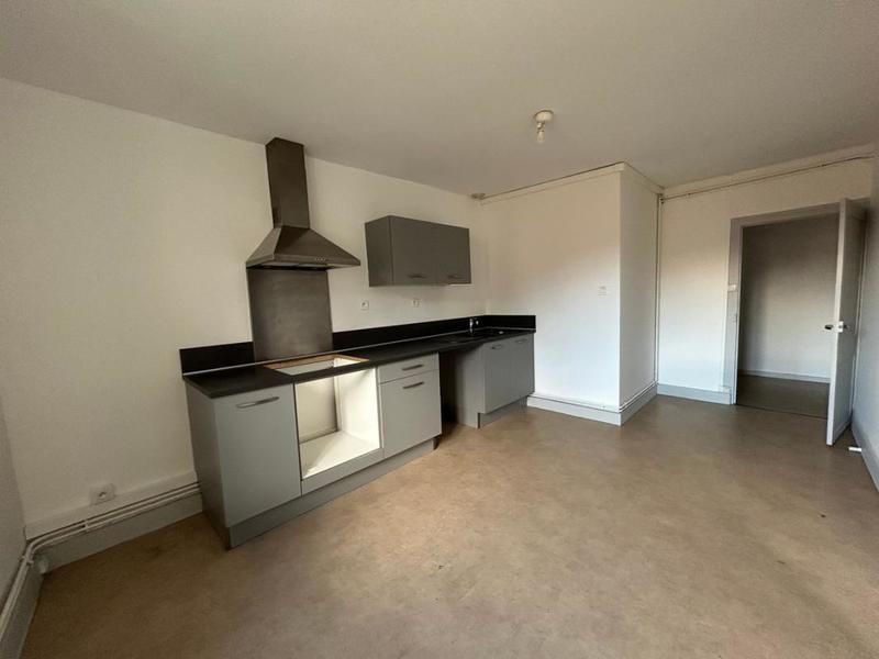 Appartement - 100 m² - 3 pièces