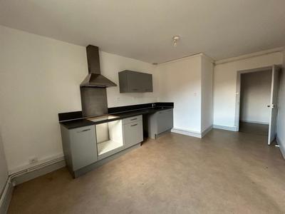 Appartement - 100 m² - 3 pièces