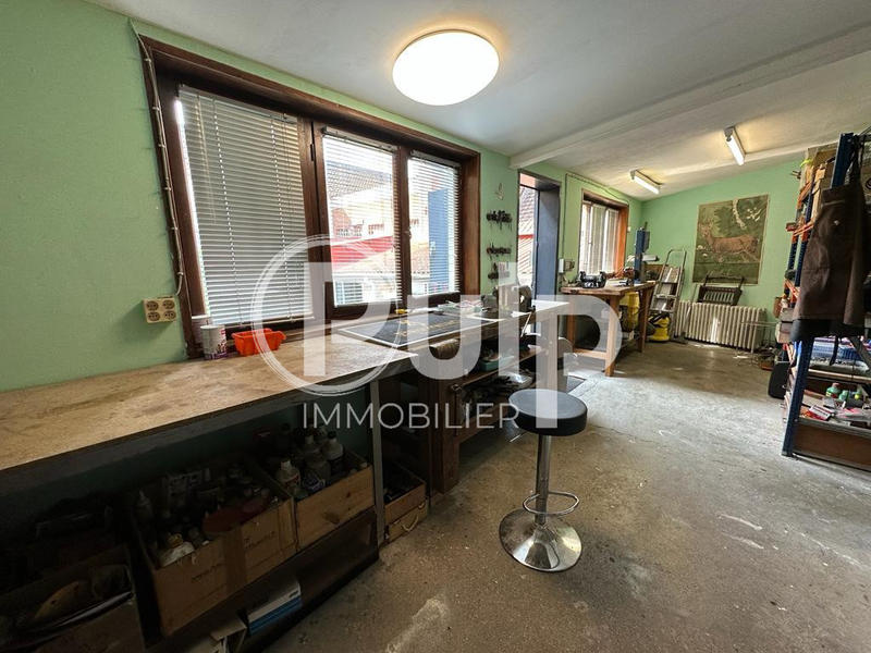 Maison - 178 m² - 8 pièces