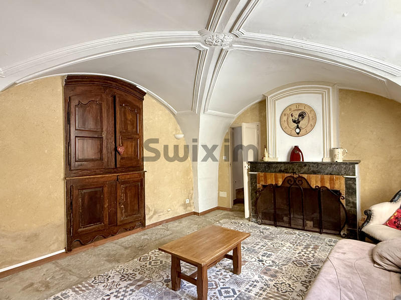 Mas - 510 m² - 17 pièces