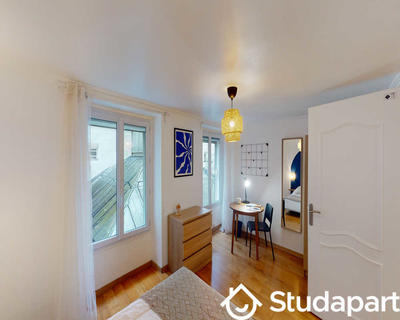 Chambre - 70 m² - 1 pièce