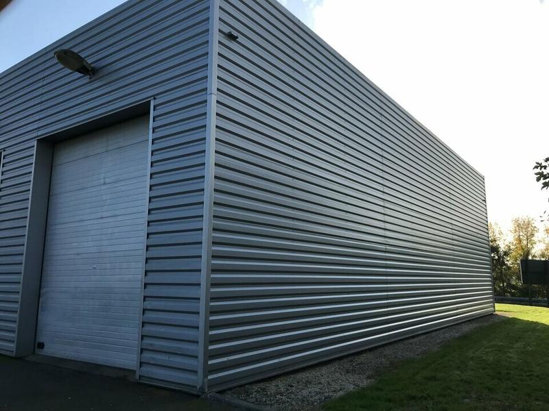 Local d'activité / Entrepôt - 660 m²