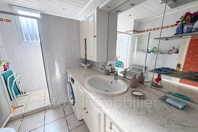 Appartement - 77 m² - 3 pièces