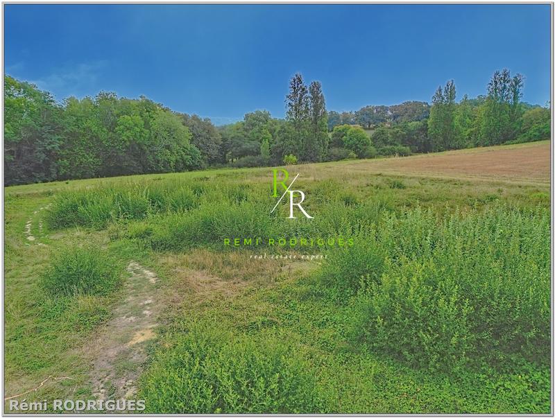 Terrain constructible - 2 183 m²