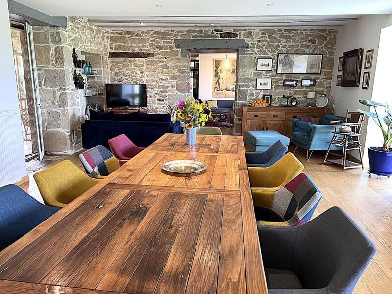 Demeure - 298 m² - 8 pièces