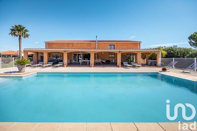 Maison - 260 m² - 7 pièces