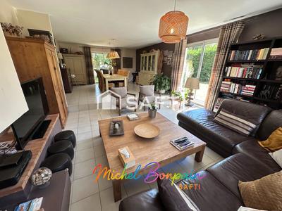 Maison - 194 m² - 7 pièces