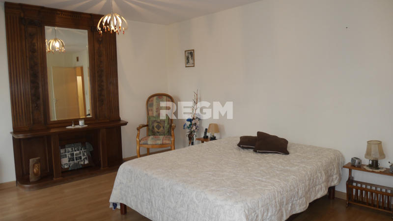 Appartement - 135 m² - 4 pièces