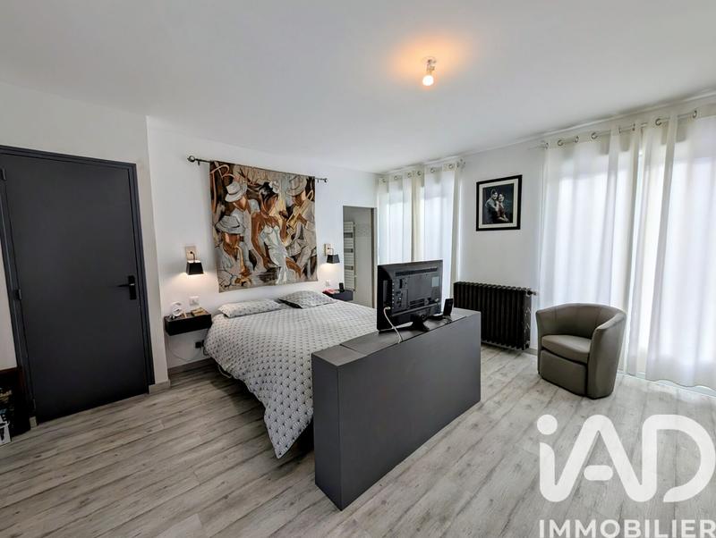 Appartement - 150 m² - 6 pièces