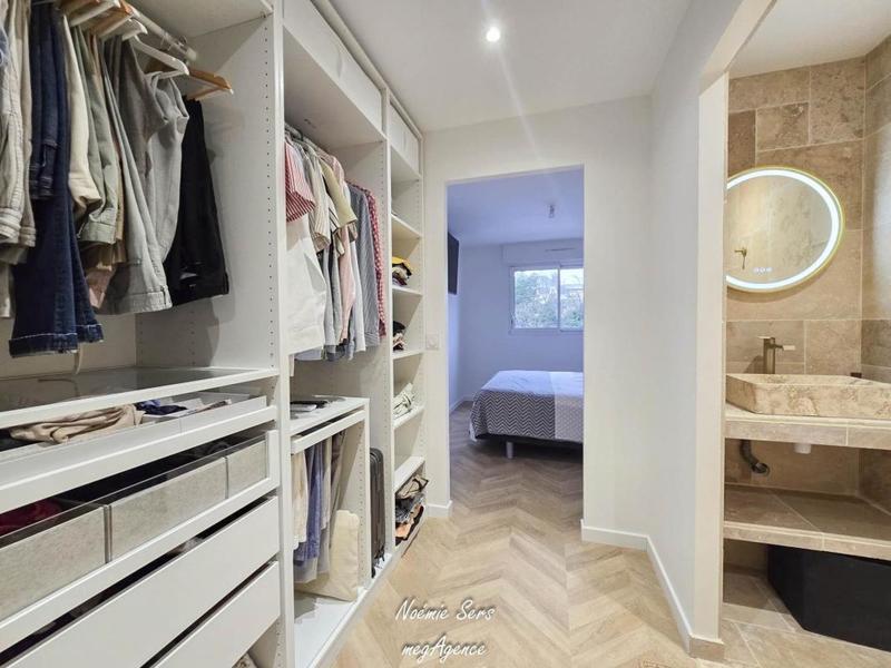 Appartement - 103 m² - 5 pièces