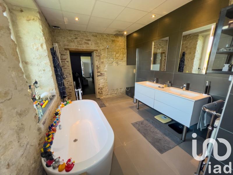 Maison - 513 m² - 11 pièces