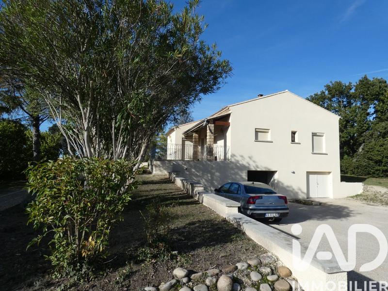 Maison - 104 m² - 5 pièces