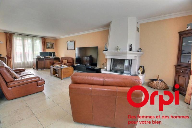 Maison - 189 m² - 6 pièces