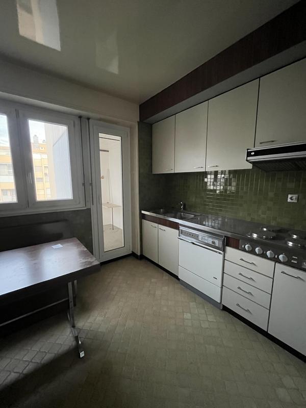 Appartement - 104 m² - 4 pièces