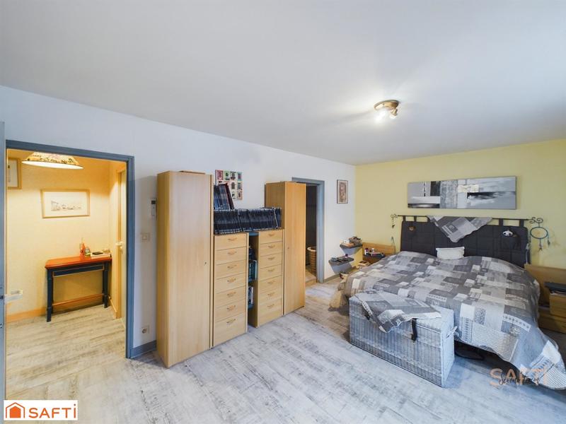 Maison - 185 m² - 7 pièces