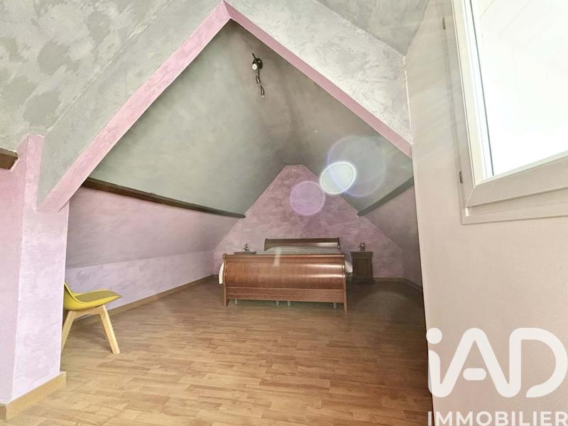 Maison - 144 m² - 8 pièces